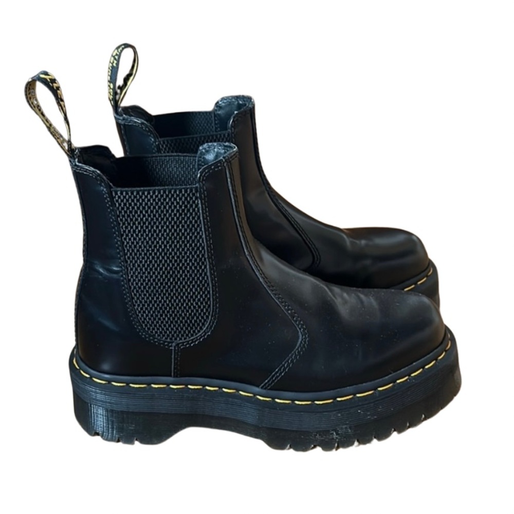 Dr. Martens Black Platform Chelsea Boot Women’s Size 8